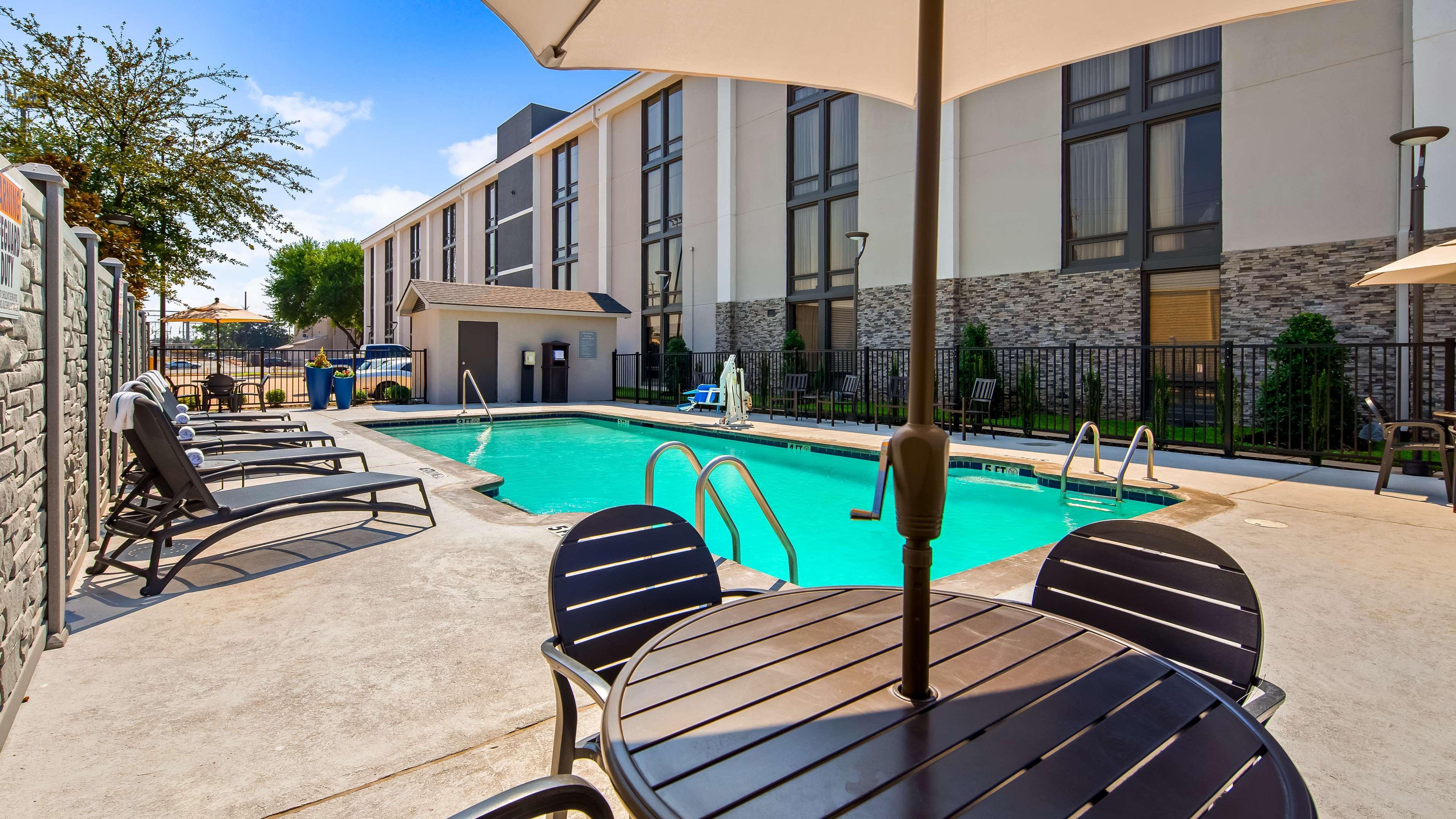 Best Western Plus Lake Jackson Inn & Suites Exterior foto