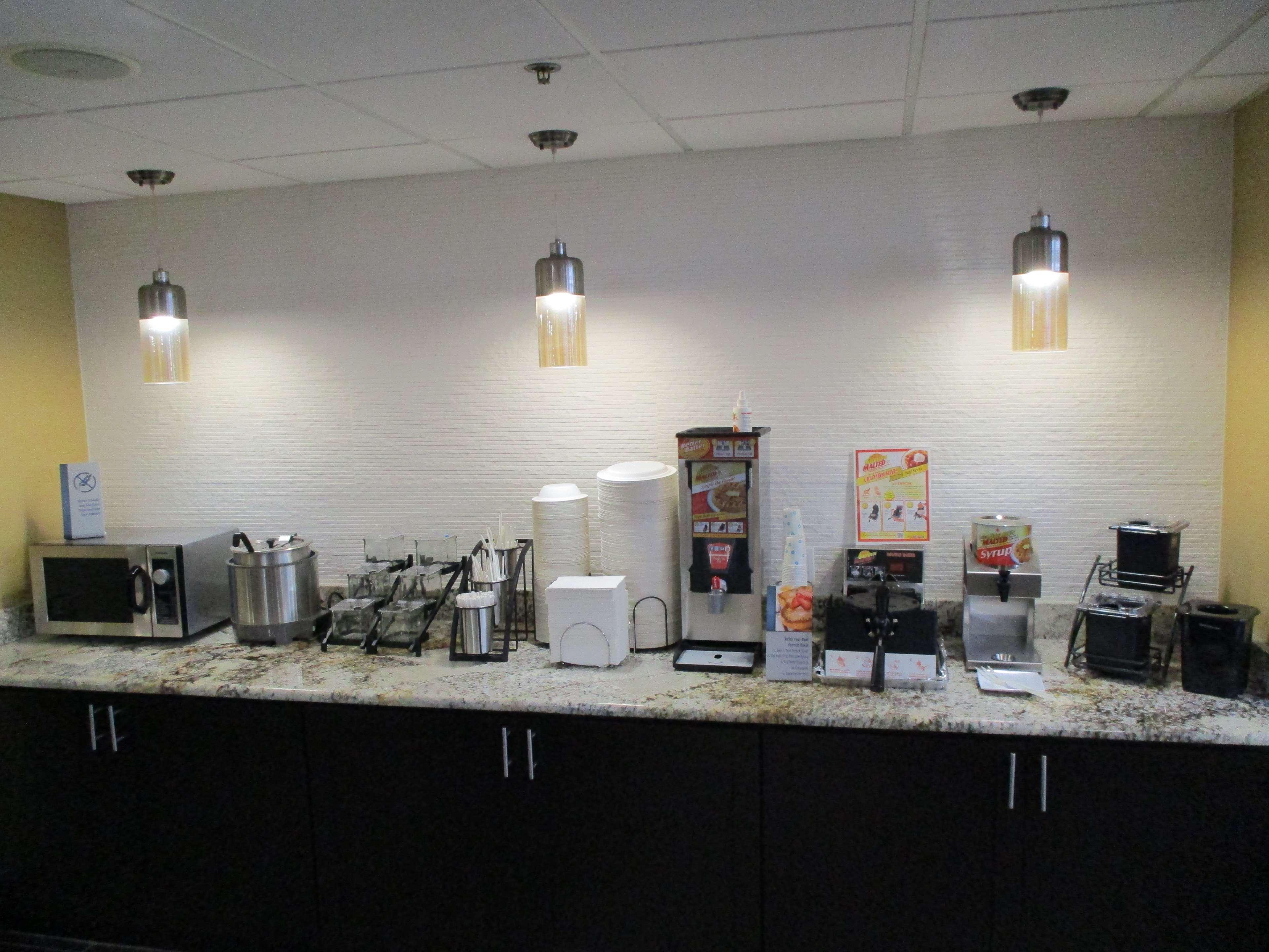 Best Western Plus Lake Jackson Inn & Suites Exterior foto