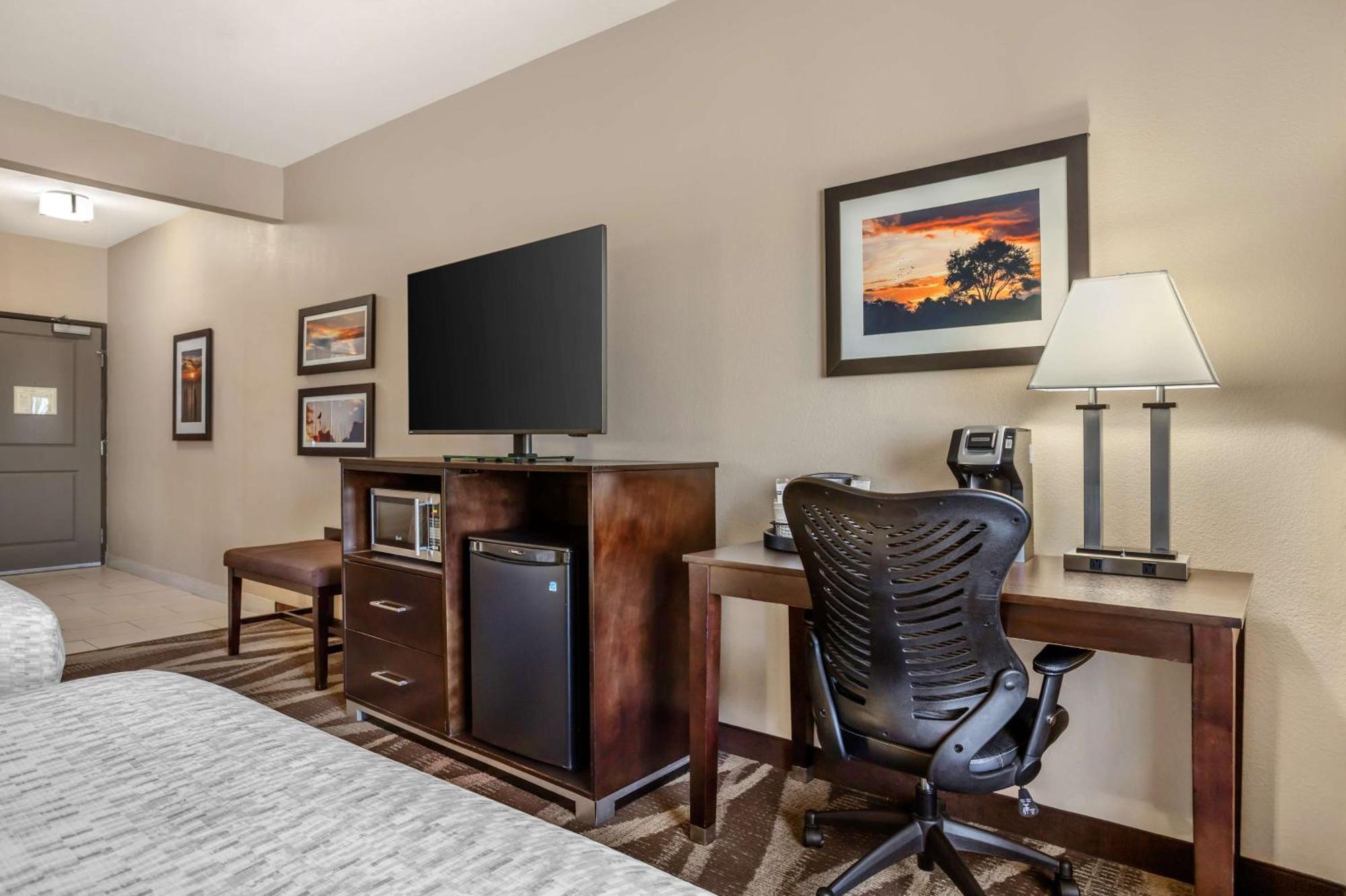 Best Western Plus Lake Jackson Inn & Suites Exterior foto